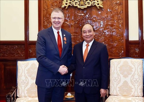 Presiden Nguyen Xuan Phuc Terima Dubes AS, Daniel Kritenbrink - ảnh 1