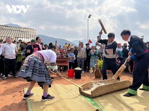 Gasing, Permainan yang Unik dari Warga Etnis Minoritas Mong - ảnh 10