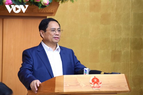 PM Vietnam, Pham Minh Chinh Memimpin Sidang Periodik Pemerintah Bulan Agustus - ảnh 2