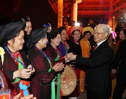 Sekjen Nguyen Phu Trong: Pemimpin yang Sepenuh Hati demi Usaha Pengembangan Kebudayaan Bangsa - ảnh 1