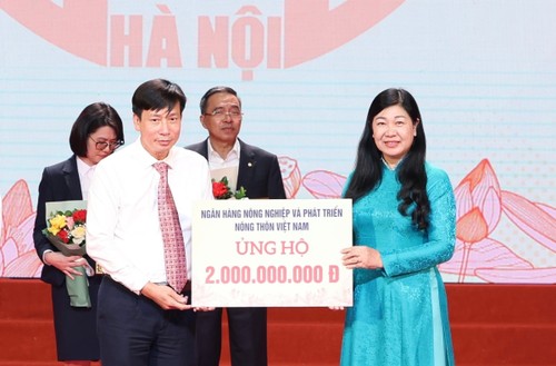 Kota Hanoi Canangkan Bulan Puncak “Demi Orang Miskin” dan Jaring Pengaman Sosial Tahun 2024 - ảnh 1