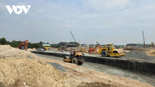 Musim Semi di Proyek-Proyek Pembangunan - ảnh 1