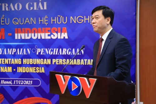 Upacara Penyampaian Penghargaan Lomba Mencari Tahu tentang Hubungan Persahabatan Vietnam-Indonesia - ảnh 2