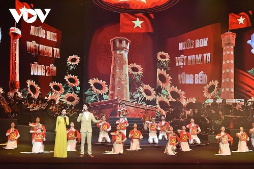 Program Konser Seni "Selamanya Percaya pada Partai" - ảnh 1