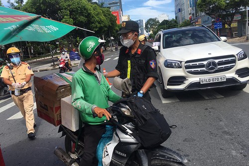 VECOM Usulkan kepada Pemerintah untuk Mengondisikan Pasukan Pengiriman Barang Ddi Tengah Pandemi - ảnh 1