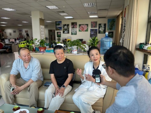 朋友上门拜访，分享越南之旅 - ảnh 4