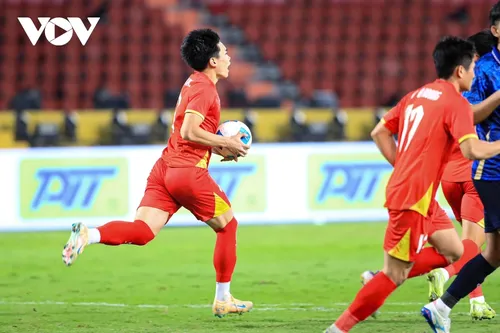 第33届东南亚运动会：越南U22队击败泰国U22队，夺得金牌 - ảnh 7
