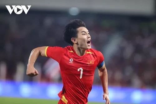 第33届东南亚运动会：越南U22队击败泰国U22队，夺得金牌 - ảnh 8