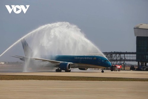 总额1360亿美元的234个大型工程同时动工、落成 - ảnh 2