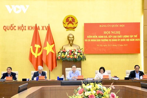 陈青敏主持检讨、评价和评级集体和个人会议 - ảnh 1