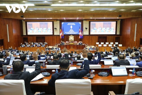 柬埔寨国会批准《联合国海洋法公约》 - ảnh 1