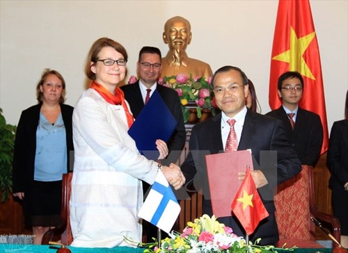 Deputy FM receives Finnish counterpart - ảnh 1