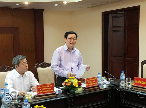 Deputy PM Vuong Dinh Hue suggests more incentive credits for cooperatives - ảnh 1