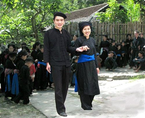 Indigo clothes of the Tay - ảnh 2