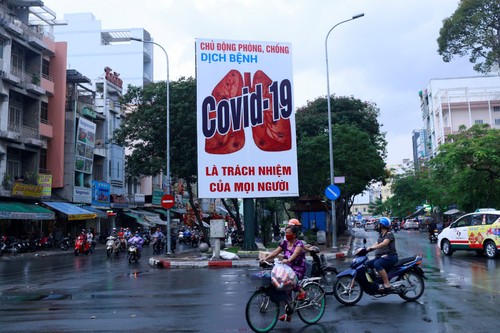 WB economist calls Vietnam ‘a bright star’ in COVID-19 fight - ảnh 1