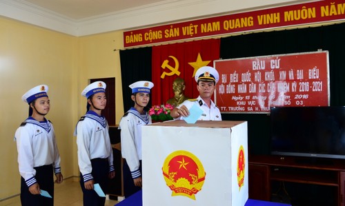 Early elections in Truong Sa archipelago - ảnh 1