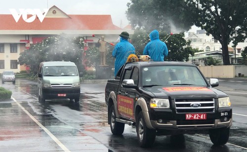 HCMC disinfects entire city during social distancing - ảnh 1