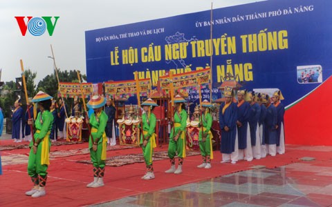 La fête de pêche de Danang reconstituée à Hanoï - ảnh 1