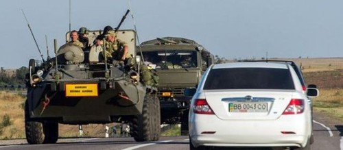 Kiev pourrait couper la route au convoi d’aide humanitaire  - ảnh 1