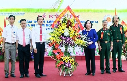 Activités en l’honneur des héros de la patrie - ảnh 1