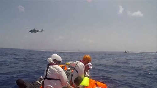 Grèce: Treize migrants, dont sept enfants, se noient en mer Egée - ảnh 1