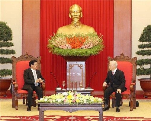 Nguyên Phu Trong rencontre Thongloun Sisoulith - ảnh 1