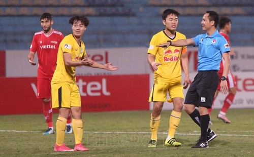 La formation des arbitres de football au Vietnam - ảnh 1