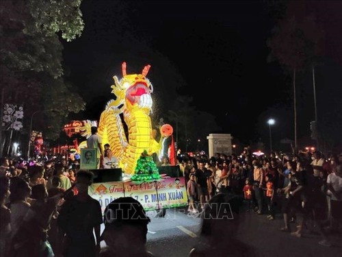 La Fête de mi-automne à Tuyên Quang - ảnh 1