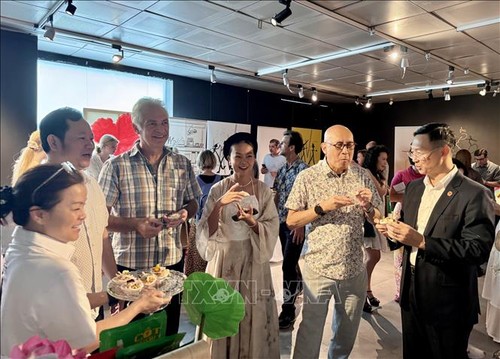 Le Vietnam participe au Festival de la gastronomie francophone 2025 à Singapour - ảnh 1