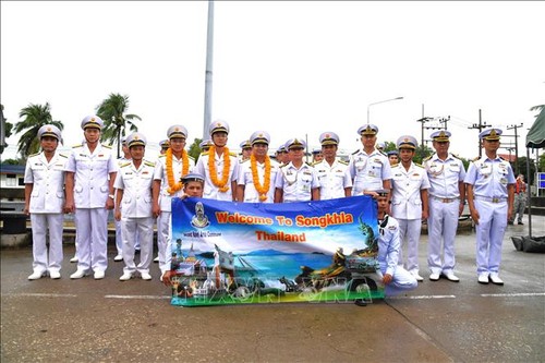 Navies of Vietnam, Thailand boost exchanges - ảnh 1