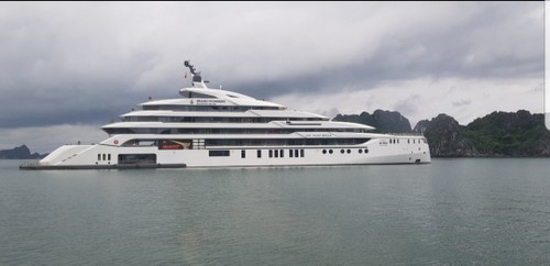 Super yacht Grand Pioneers concludes tour, impresses tourists  - ảnh 1