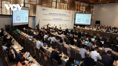 Policy dialogue discusses Ho Chi Minh City’s growth momentum  - ảnh 1