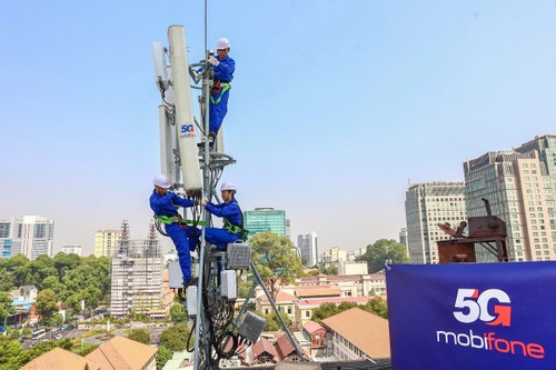 MobiFone officially rolls out 5G in major cities  - ảnh 1
