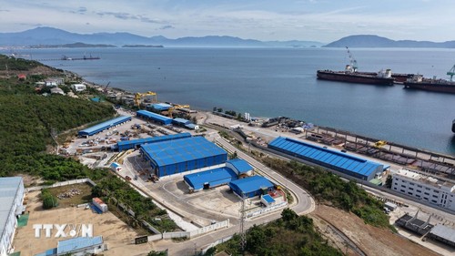 Van Phong Economic Zone calls for investment  - ảnh 1