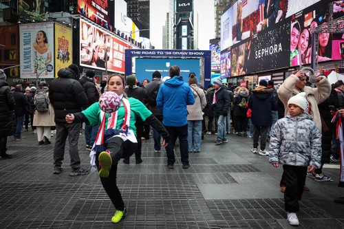 Ticket prices for World Cup 2026 games in Canada surge after draw - ảnh 1