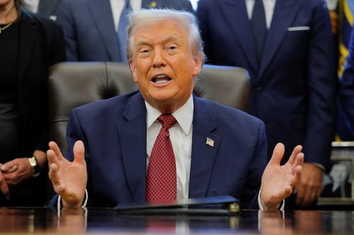 US delays tariff increases on imported furniture - ảnh 1