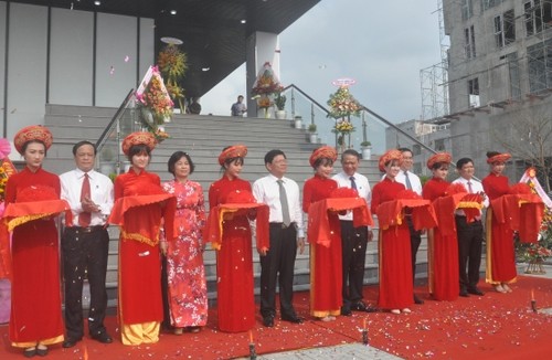 Kota Da Nang meresmikan Wisma Pameran tentang Hoang Sa - ảnh 1