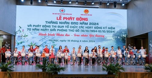 Lembaga Palang Merah Kota Ha Noi Canangkan Bulan Kemanusiaan Tahun 2024 - ảnh 1