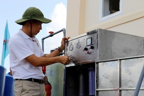 Tran Vu Thanh, quien trae agua dulce al delta del río Mekong - ảnh 1