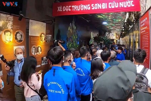 “Un tiempo de entusiasmo” de la juventud vietnamita - ảnh 2