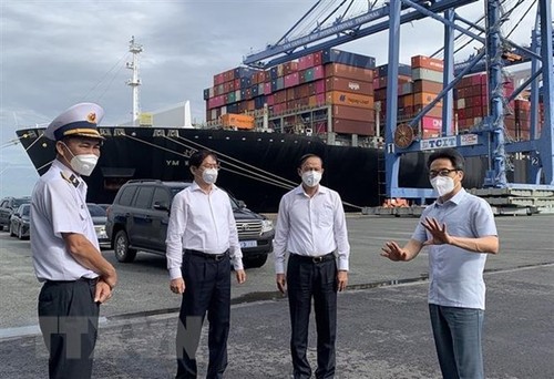 El viceprimer ministro Vu Duc Dam supervisa el control del covid-19 en Ba Ria-Vung Tau - ảnh 1