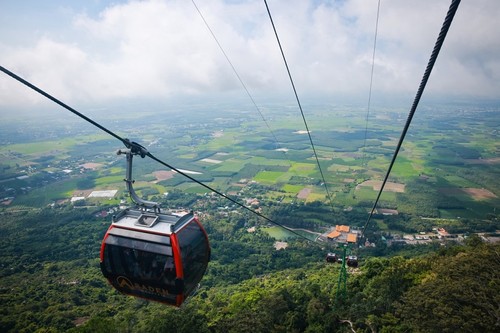 Ciudad Ho Chi Minh: Arrancan modelos experimentales de viajes para los residentes - ảnh 1