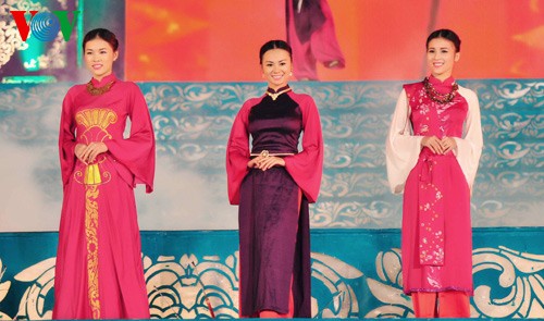 フエフェスのアイザイ祭り - ảnh 11