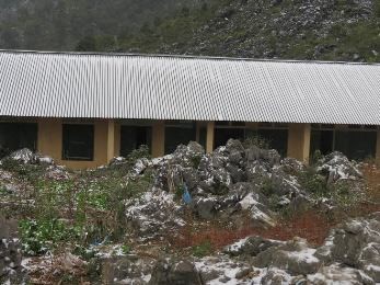 メオバック族の人々が大寒波に苦しんでいる - ảnh 2