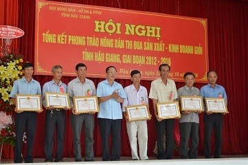 ハウザン省、優れた農家を7割にする取組み - ảnh 1