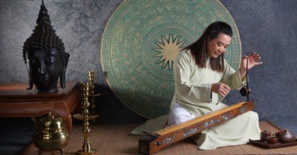 一弦楽器のダン・バウの演奏 - ảnh 1