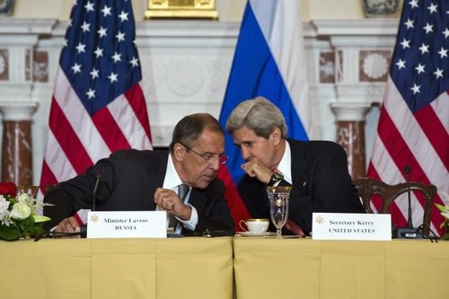 US & Russia pledge to cooperate despite differences - ảnh 1