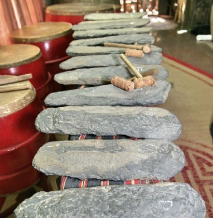 Lithophone: a special instrument of the M’nong - ảnh 2