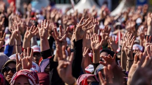 Turkey referendum on presidential powers under way - ảnh 1