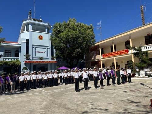 Emotional voyage to Truong Sa archipelago - ảnh 6